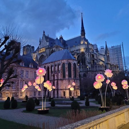 Le Champagnoles Lägenhet Reims Exteriör bild